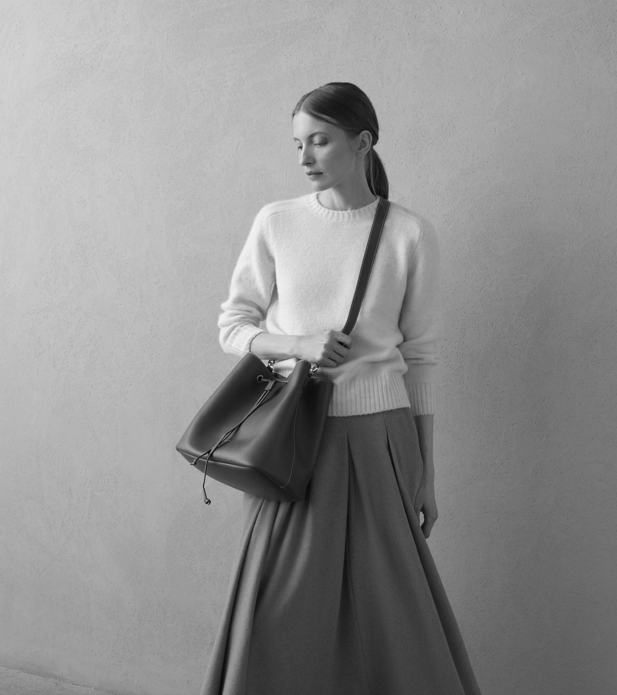 Grand sac seau Louise en cuir grainé