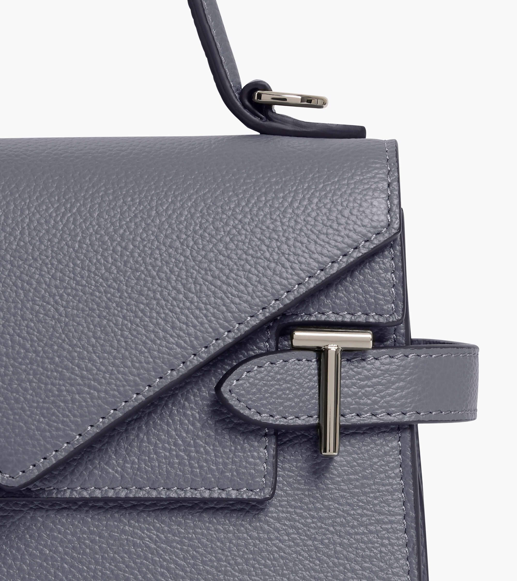 Emilie small handbag with double flap in grained leather