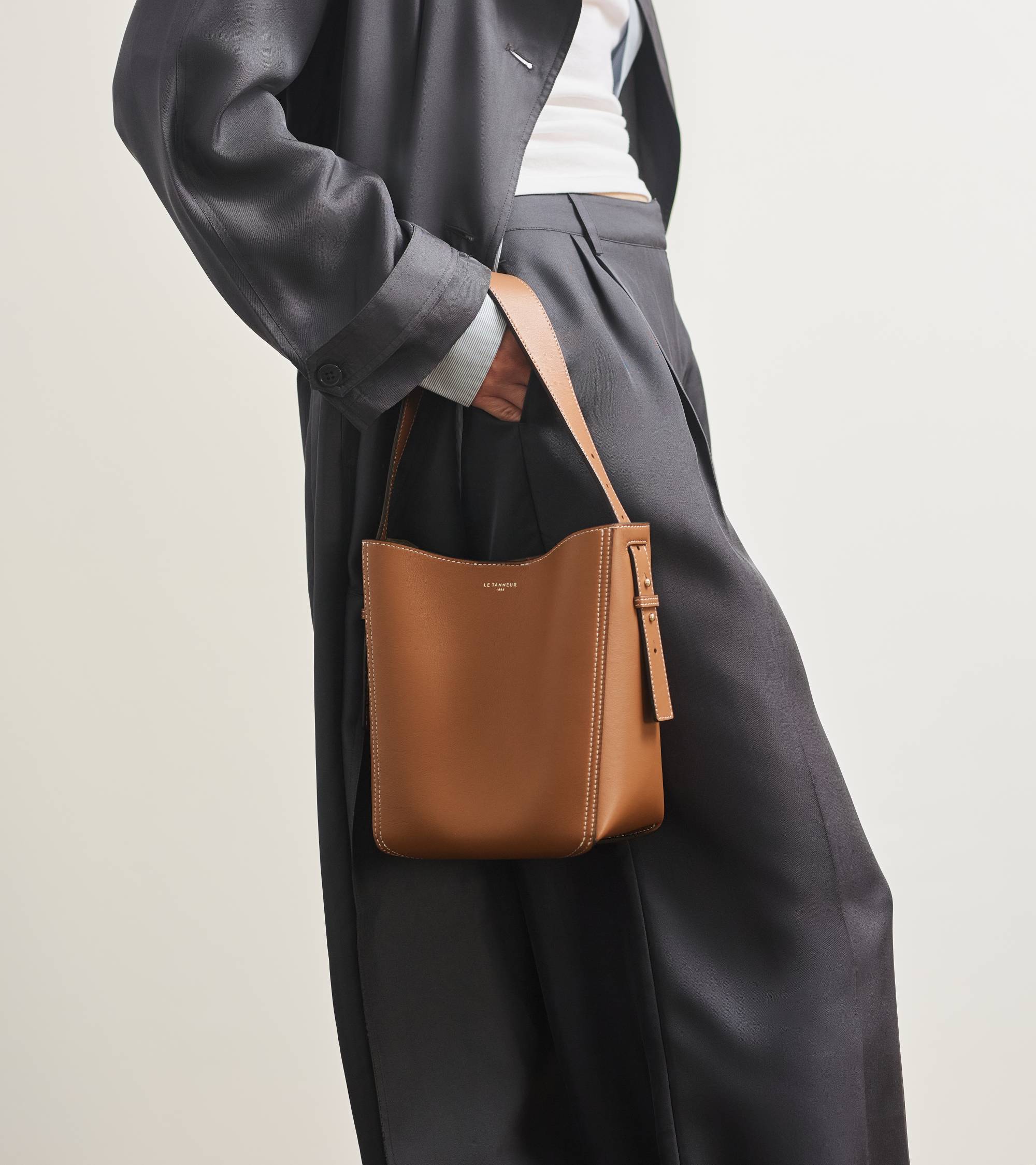 Céleste small smooth leather hobo bag