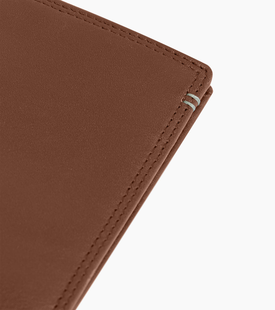 Martin vertical card holder in smooth leather